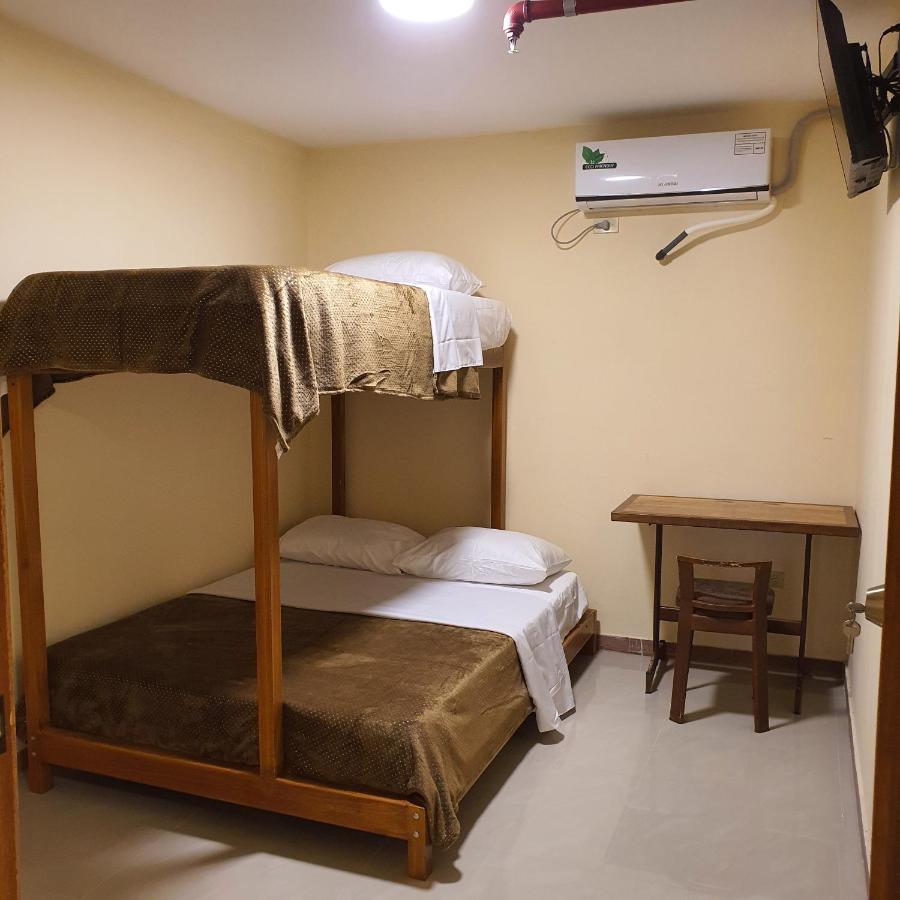 Hotel Bonanza กวายากิล ภายนอก รูปภาพ